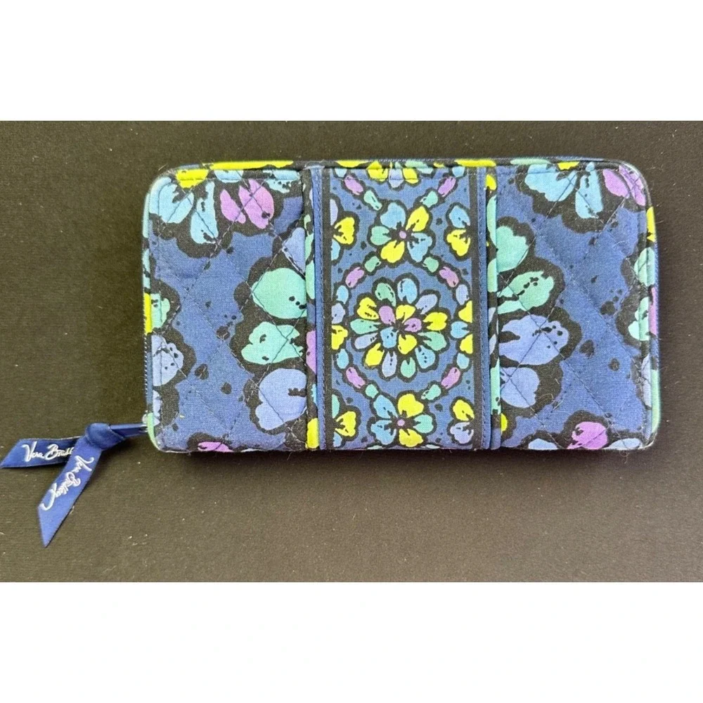 Vera Bradley Zip-Around Wallet Blue Indigo Pop Pattern Accordion 8x5 Credit Card - Picture 12 of 12